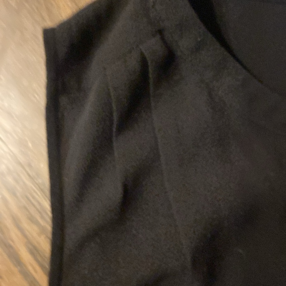 ❤️Dr2 Black V Neck Low High Sheer Cover Up - Picture 4 of 7